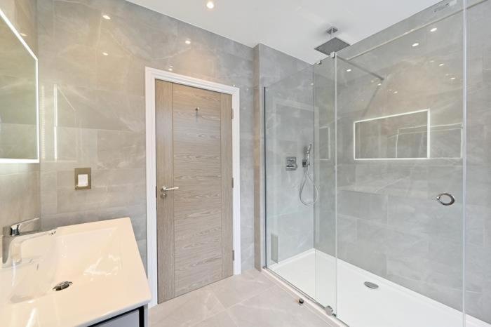 Deluxe Mayfair Luxury Apartment London Exterior foto
